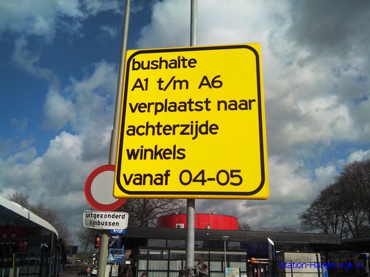 bushalte verplaatst station harderwijk bord 20150002
