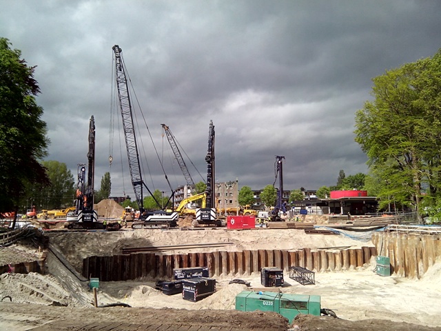 Buitendienstelling 9-10 mei 2015 bouwput veel beton station Harderwijk1