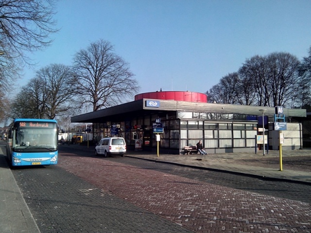 Station Harderwijk 2014 Rode Hoed X3